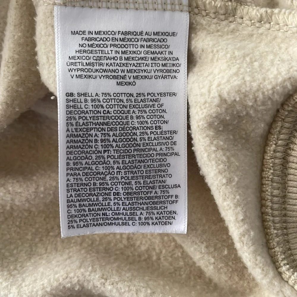 The North Face Women's Hoodie Size L - Picture 8 of 8